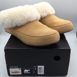 SOREL Women's Go Coffee Run Tan and Cream Moccasin Slippers with Plush Collar 9